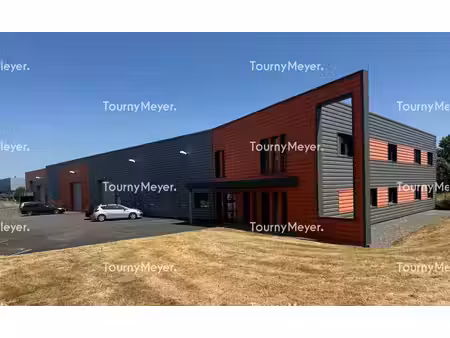 vente local d’activités 1701m²