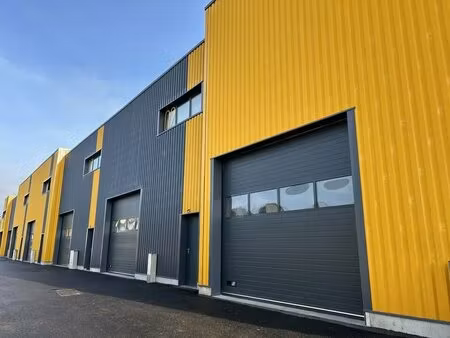vente local d'activités 95 m²