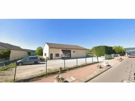 vente local d'activités 220 m²