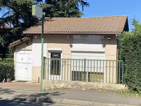 vente local d’activités rillieux-la-pape 69140 74m²