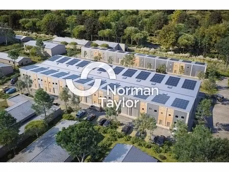 vente local d'activités 150 m²