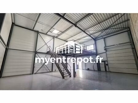 vente local d'activités 230 m²