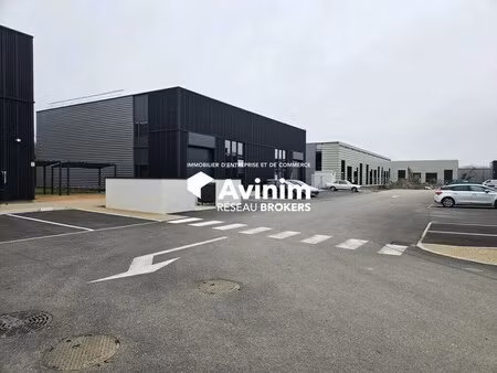 vente local d'activités 225 m²