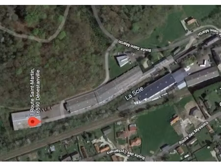 vente entrepôt 9 000 m²