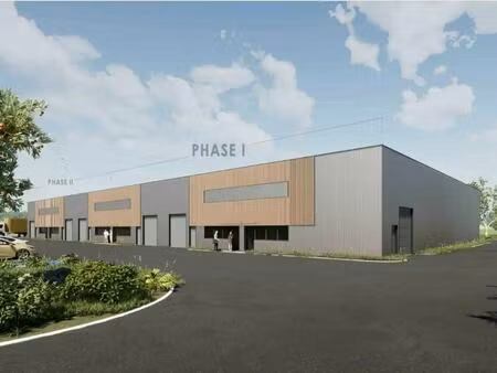 vente local d'activités 200 m² à 2 400 m²