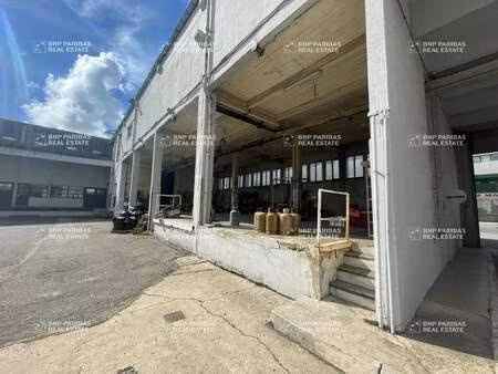 vente local d'activités 4 400 m²