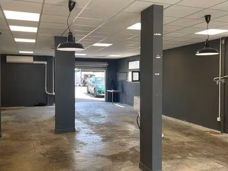 vente local d'activités 139 m²