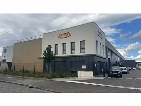 vente local d’activités genay 69730 293m²