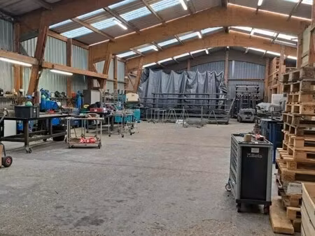 vente local d’activités grand bourgtheroulde 27520 480m²