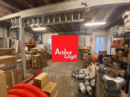 vente local d'activités 204 m²