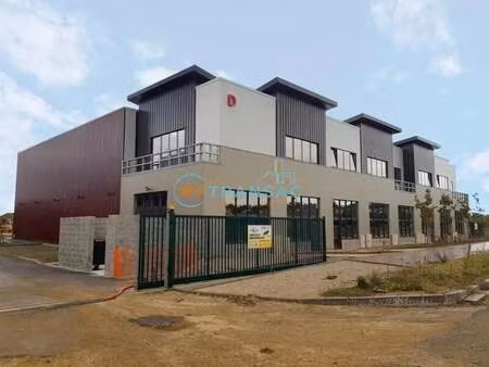 vente local d’activités saint-pierre-du-perray 91280
