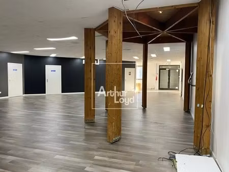 vente commerce 795 m²