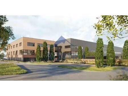 vente entrepôt 12 602 m²