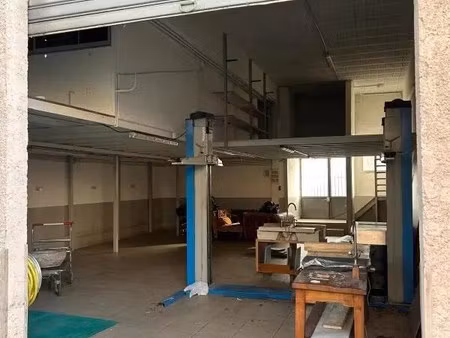 vente entrepôt 165 m²