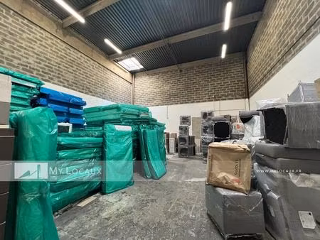 vente entrepôt 210 m²