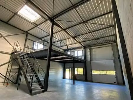 vente local d’activités seynod 74600 273m²