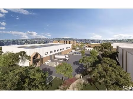 vente local d'activités 1 026 m² à 2 749 m²