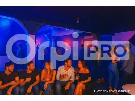 vente local d'activités 192 m²