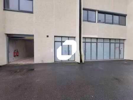 vente local d'activités 669 m²