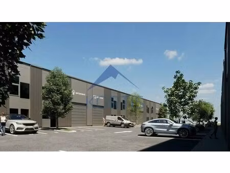 vente local d'activités 160 m² à 5 165 m²