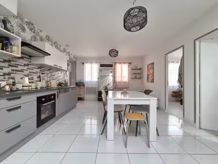vente maison royan 17200 - - surface privée