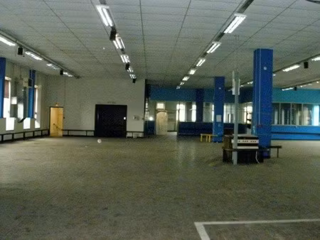 vente entrepôt 1 000 m²