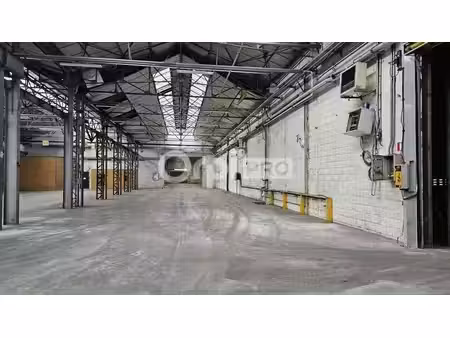 vente local d’activités 1860m² à 5554m²