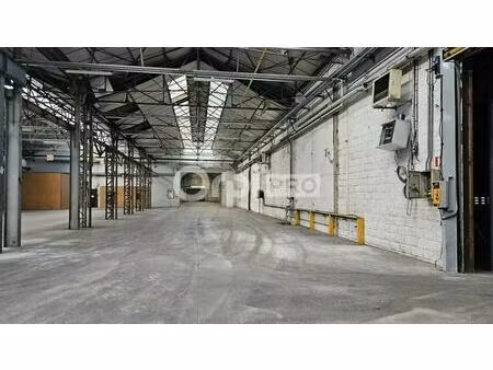 vente local d'activités 1 860 m² à 5 554 m²