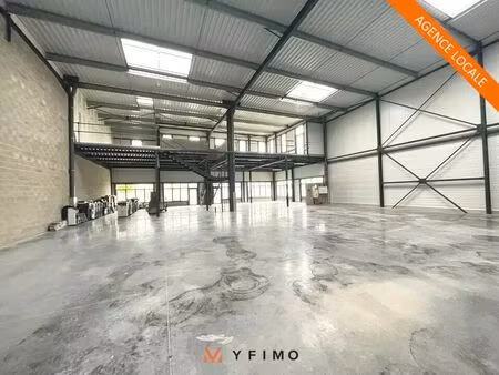 vente local d'activités 338 m² à 670 m²