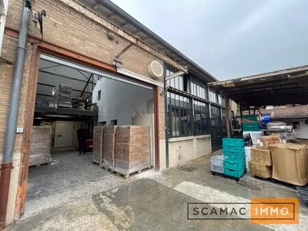 vente entrepôt 672 m²