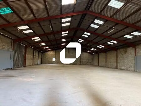vente entrepôt ambares et lagrave 33440 967m²