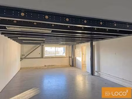 vente entrepôt 763 m²