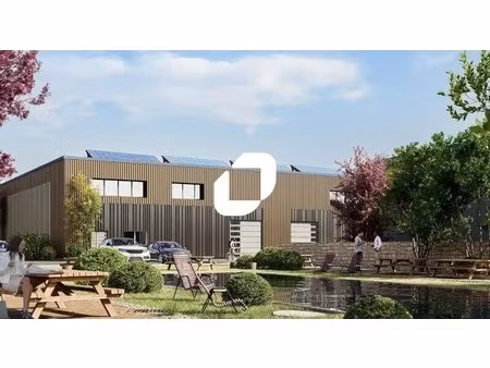 vente local d'activités 390 m² à 8 190 m²