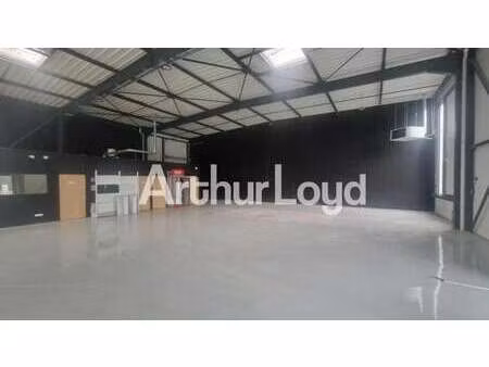 vente local d'activités 424 m²