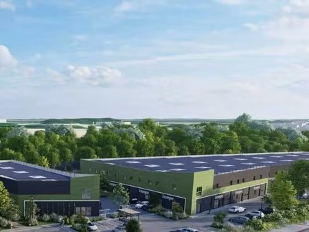 vente local d'activités 125 m² à 885 m²