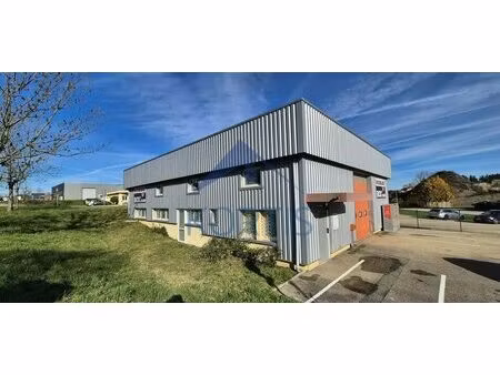 vente local d’activités peronnas 01960 545m²