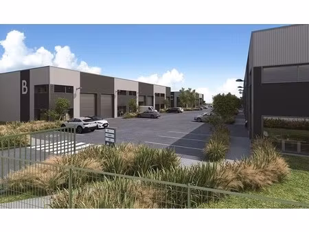 vente local d'activités 129 m²