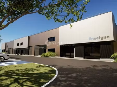 vente local d'activités 72 m² à 2 592 m²