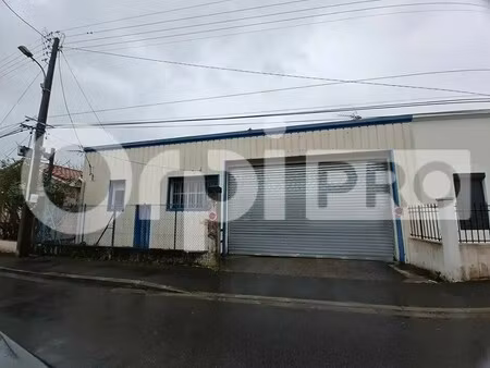 vente local d'activités 404 m²