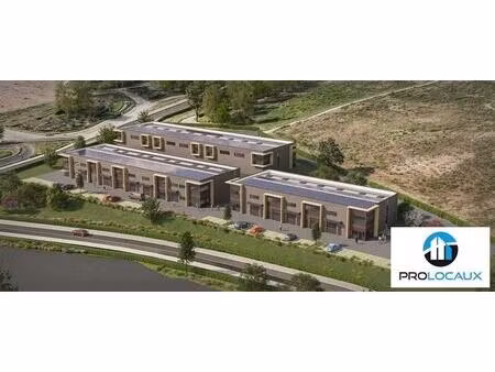 vente local d'activités 152 m² à 4 483 m²