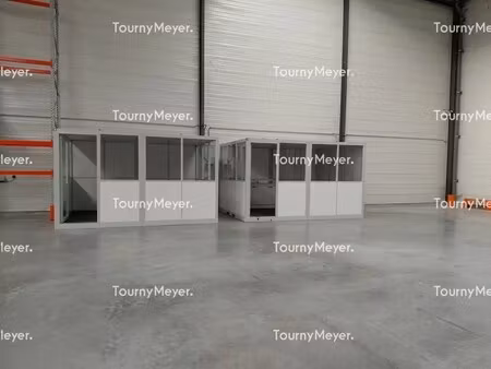 vente local d'activités 4 886 m²