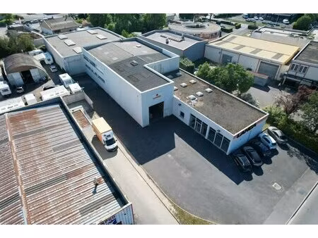 vente entrepôt cormontreuil 51350 1470m²