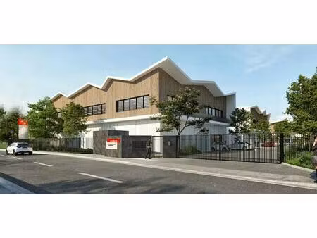 vente entrepôt 922 m²