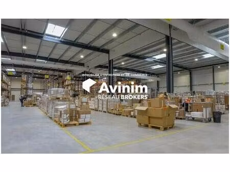 vente entrepôt 3 796 m²