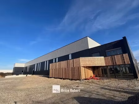vente local d’activités genas 69740 2769m²