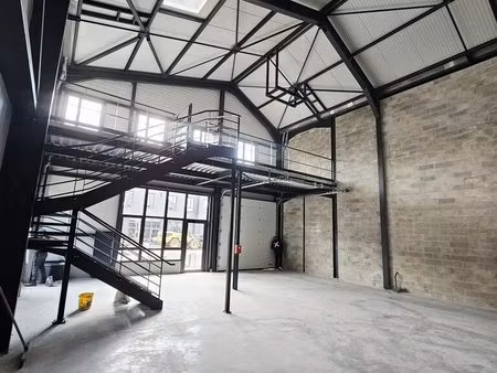 vente local d'activités 220 m²