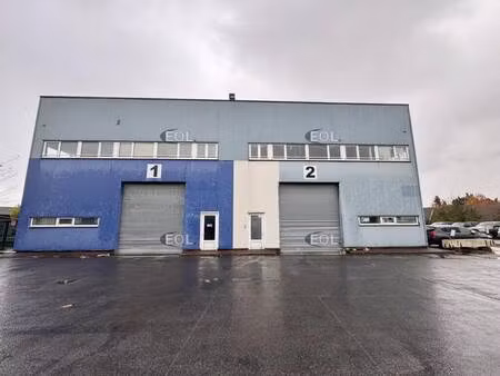 vente local d'activités 320 m² à 2 799 m²
