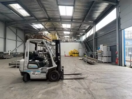 vente local d’activités roussillon 38150 2000m²