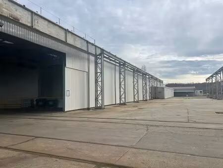 vente local d'activités 5 500 m²