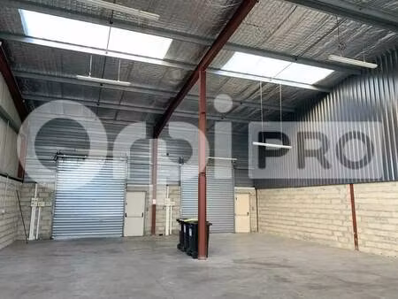 vente local d’activités saint jean d illac 33127 274m²